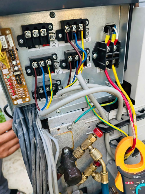 Sửa bo mạch điều hòa Daikin VRV