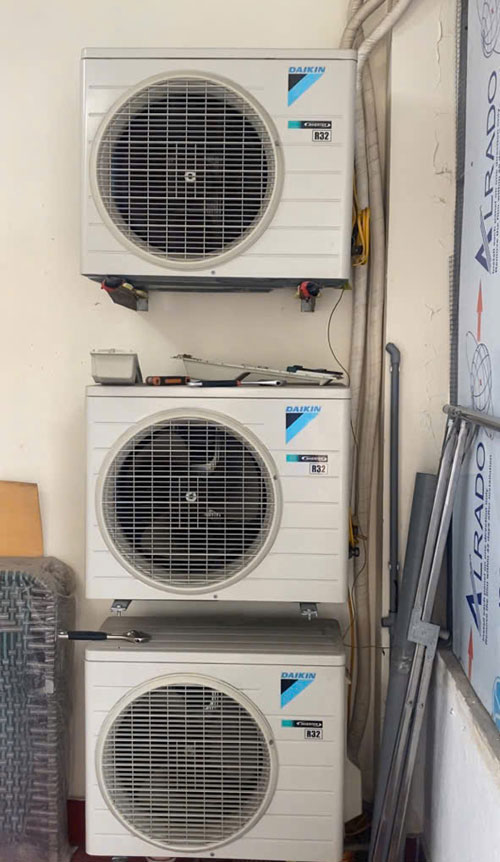 lắp giá đỡ cục nóng điều hòa