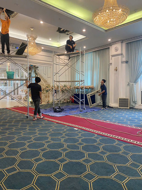 vệ sinh điều hòa âm trần