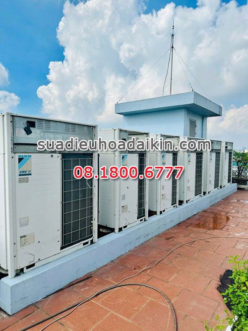 giá vệ sinh điều hòa vrv Dakin