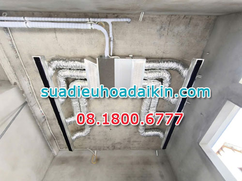 Thi công lắp điều hòa âm trần nối ống gió cho Khách
