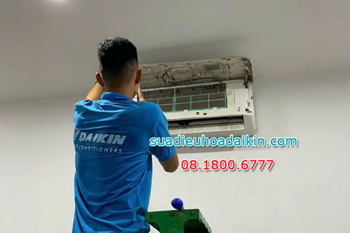 Báo giá vệ sinh điều hòa Daikin tại Hà Nội