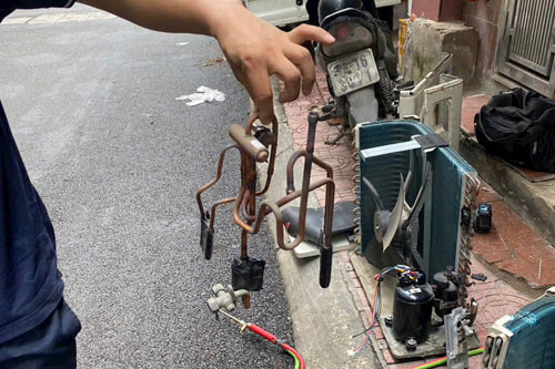 Xử lý điều hòa mất gas